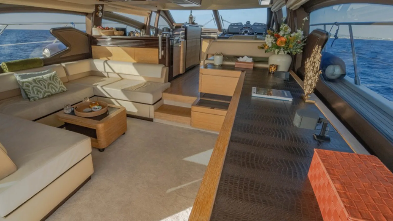 Bestboats AZIMUT 64 FLY NOT DEAD YET – Yacht Charter Mallorca