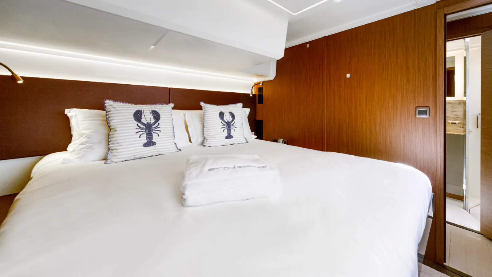 Bestboats PRESTIGE M48 SANDY SHORE – Katamaran Mallorca