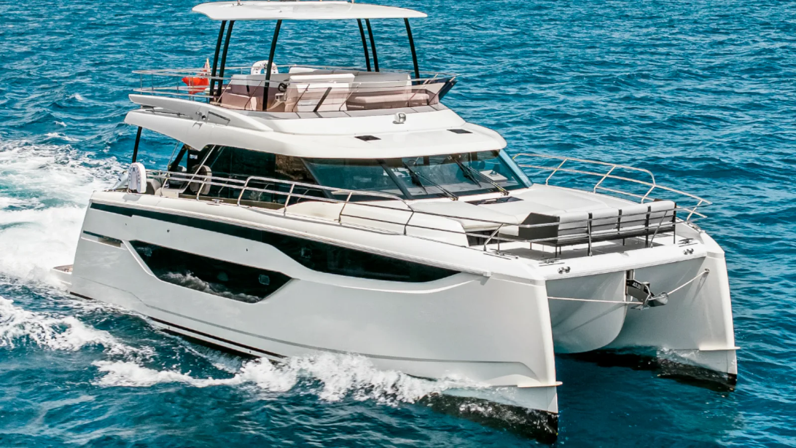 Bestboats PRESTIGE M48 SANDY SHORE – Katamaran Charter Mallorca