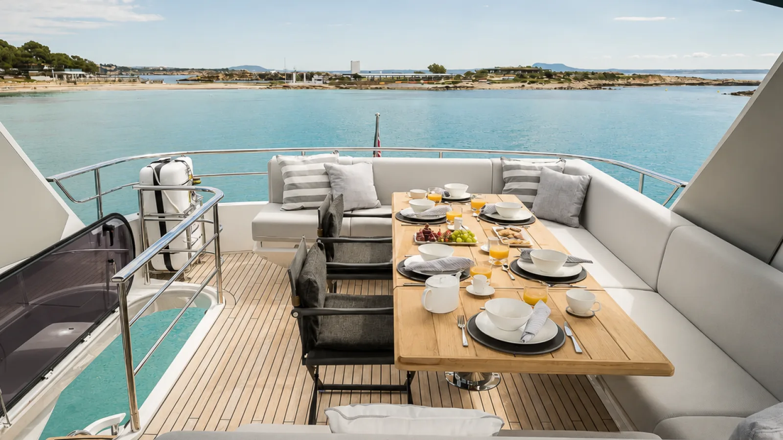 Bestboats SUNSEEKER MANHATTAN 68 SWEET CAROLINE – Motor Yacht mieten Mallorca
