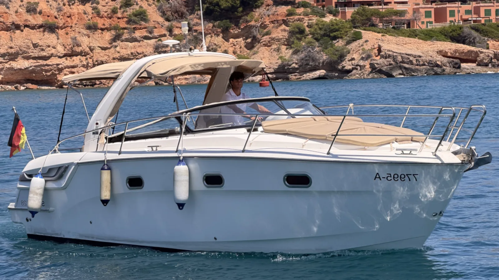 Bestboats BAVARIA 28 SPORT MADONNA V – Venta Yate Mallorca