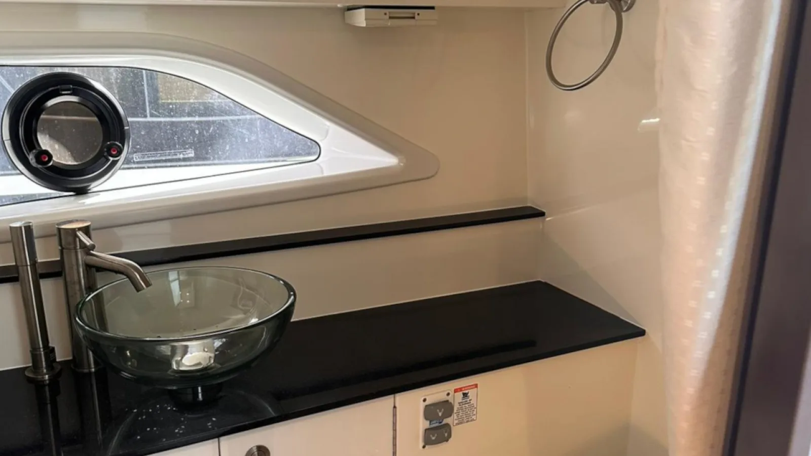 Bestboats SEA RAY SUNDANCER 320 COUPE Viva La Vida – Buy Boat Mallorca