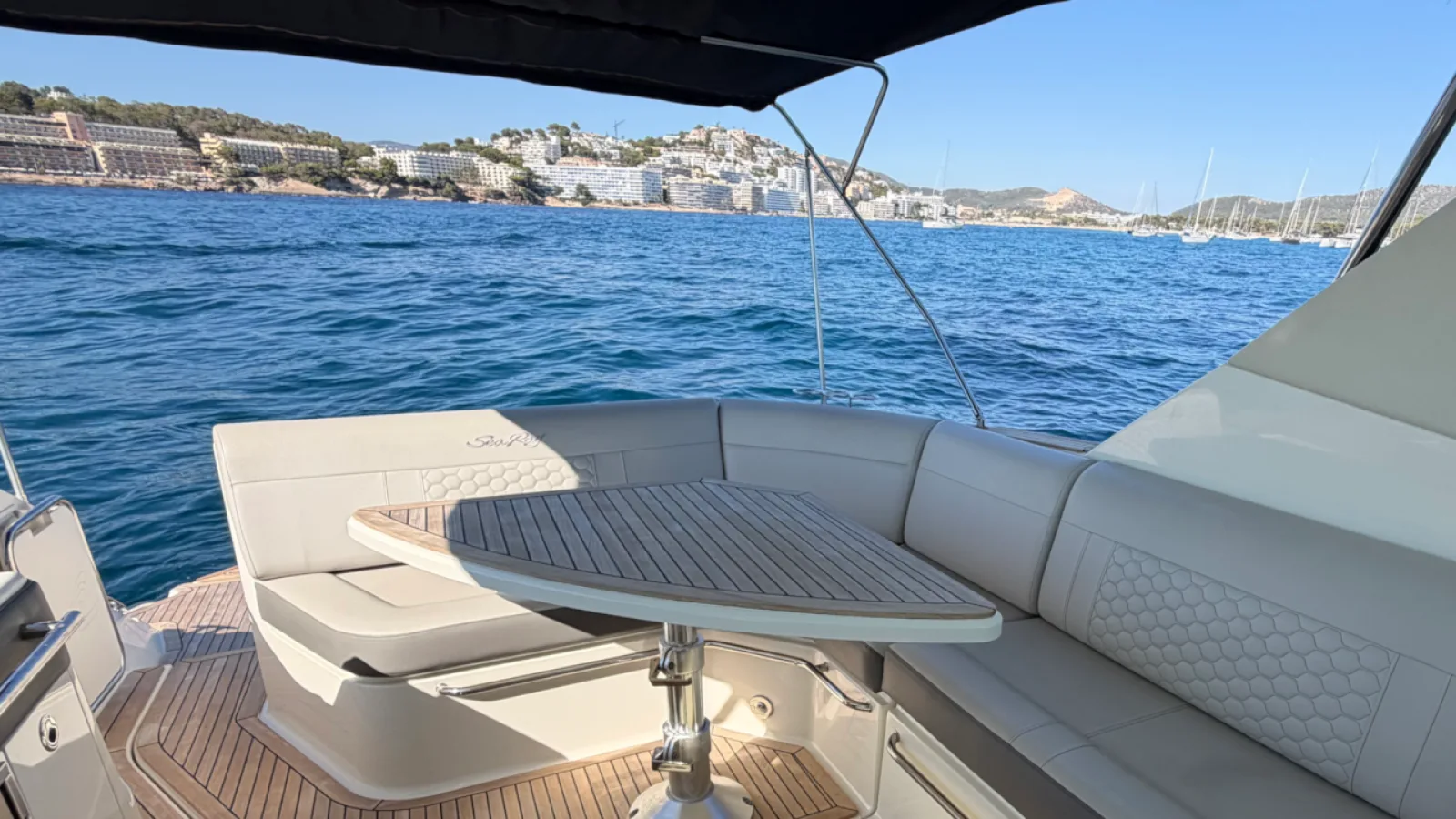 Bestboats SEA RAY SUNDANCER 320 COUPE Viva La Vida – Boot kaufen Mallorca