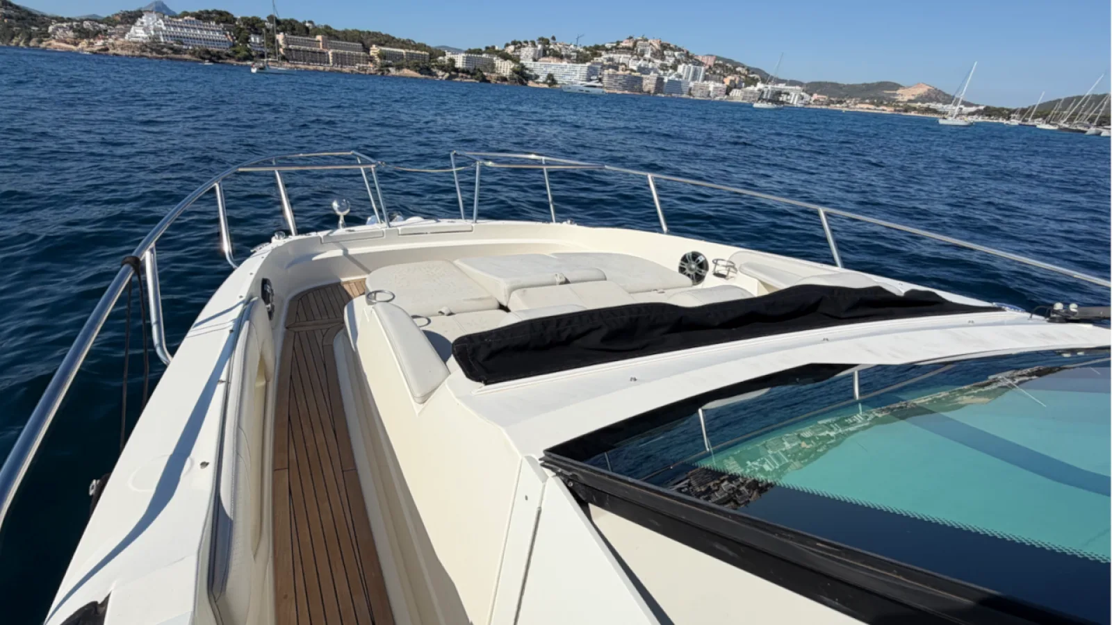 Bestboats SEA RAY SUNDANCER 320 COUPE Viva La Vida – Motorboot kaufen Mallorca