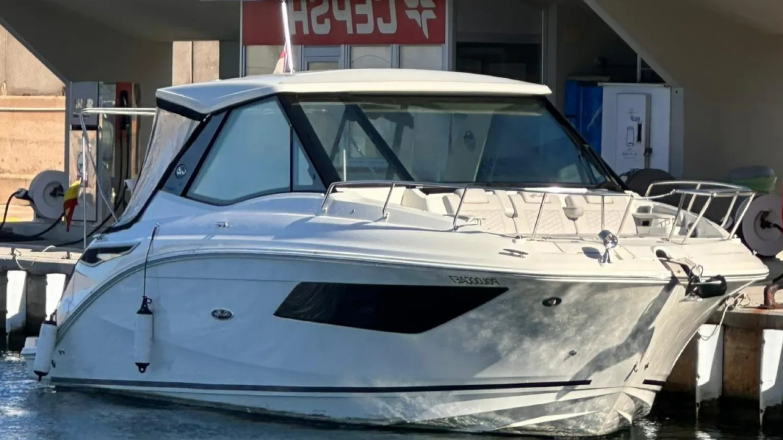 Bestboats SEA RAY SUNDANCER 320 COUPE Viva La Vida – Yacht kaufen Mallorca
