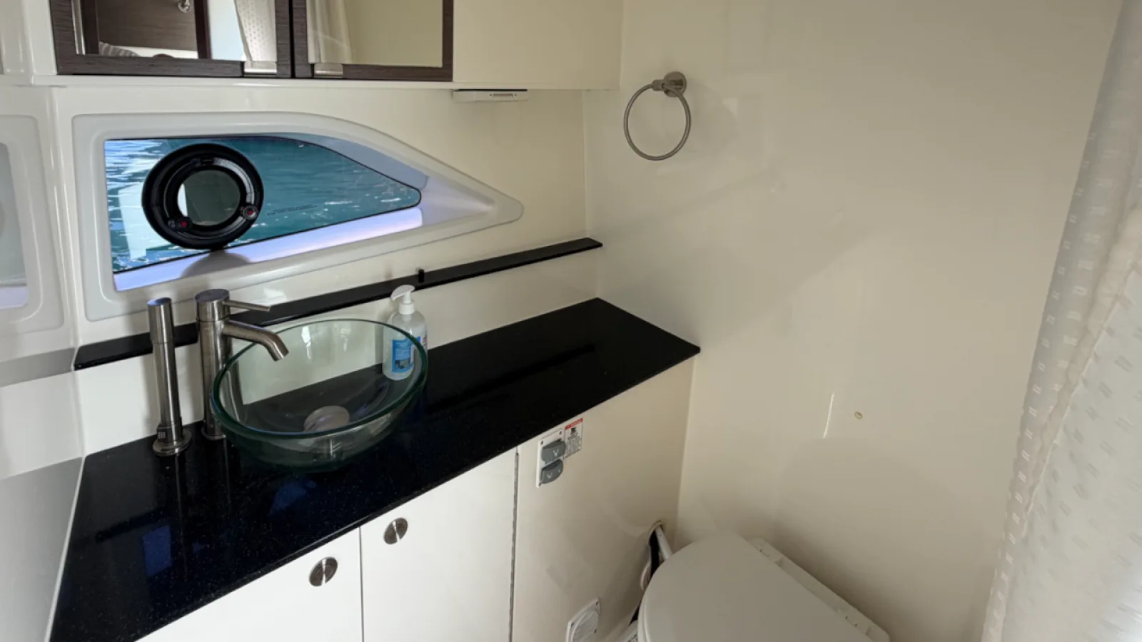 Bestboats SEA RAY SUNDANCER 320 COUPE Viva La Vida – Yacht kaufen Mallorca