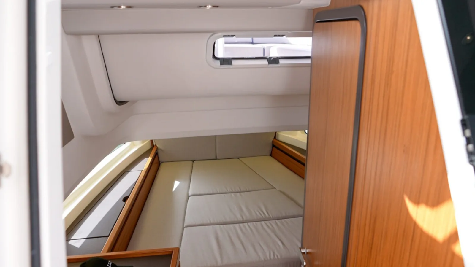 Bestboats AIATA WAYFINDER 38 WAYFINDER 38 – Motor Yacht chartern Mallorca