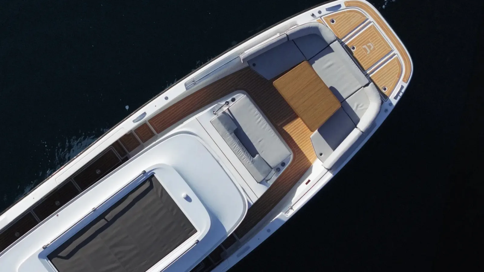 Bestboats AIATA WAYFINDER 38 WAYFINDER 38 – Motorboot mieten Mallorca